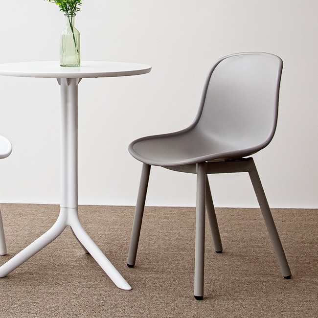 로로 미니멀 카페의자 철제 플라스틱 인테리어 디자인 의자